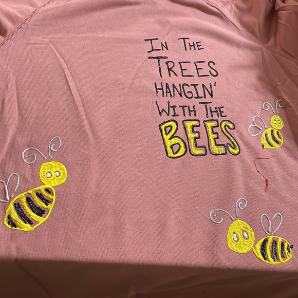 Original: In The Trees Hanging With The Bees : Design - Picture 1 of 1